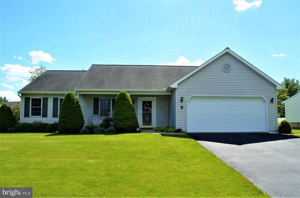 5 BOWER DR, Myerstown, PA 17067