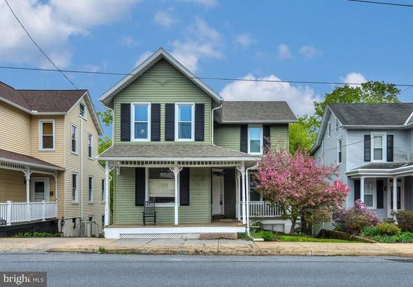 171 W MAIN ST, Adamstown, PA 19501