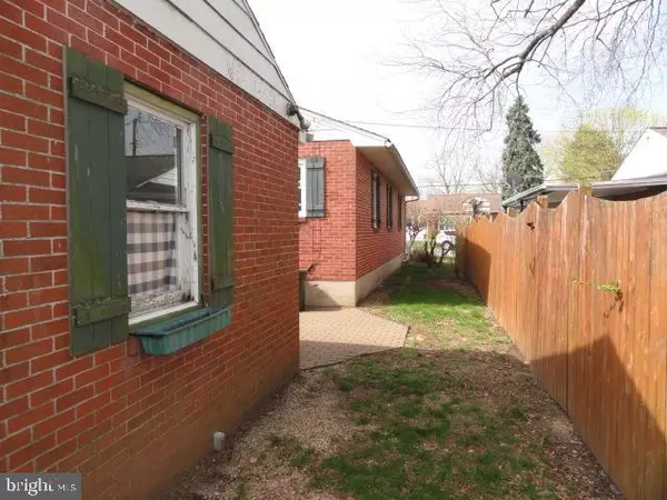 Lebanon, PA 17042,11 PINE AVE