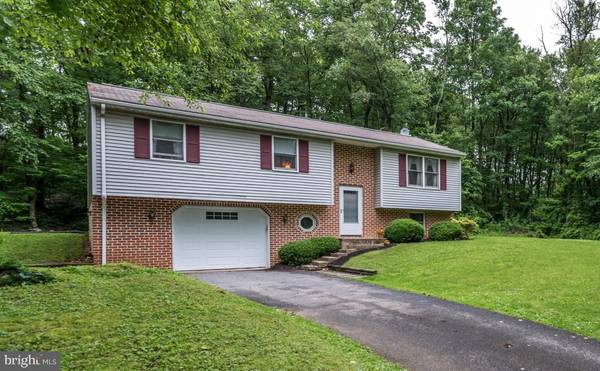 5899 MICHELE DR, Narvon, PA 17555