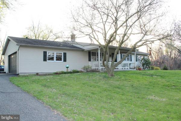 106 LOCUST LN, Bainbridge, PA 17502