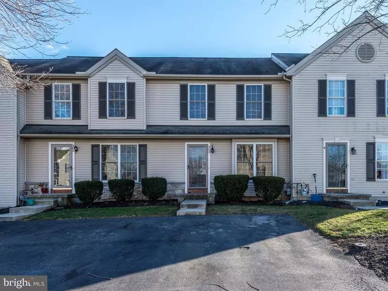 403 BANYAN CIRCLE DR, Lancaster, PA 17603