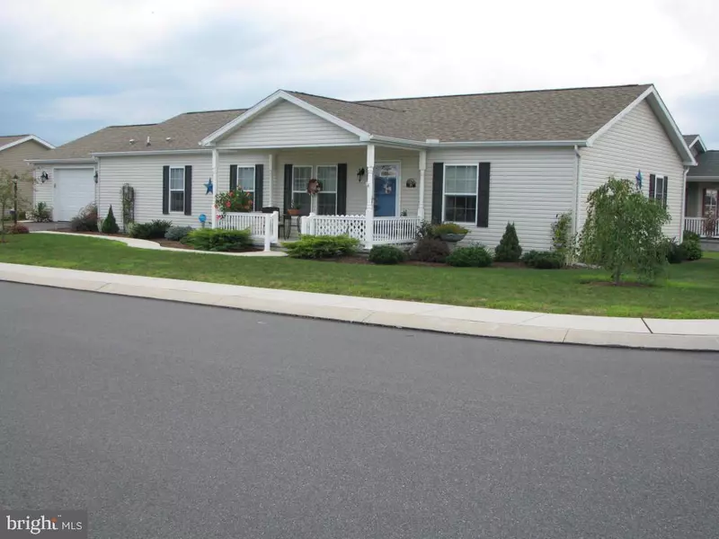 17 BEDROCK LN, Annville, PA 17003