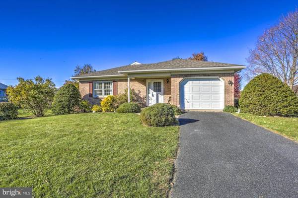 New Holland, PA 17557,343 W CEDAR ST