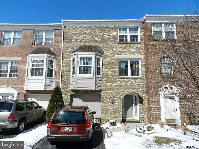 York, PA 17402,102 LISA LN