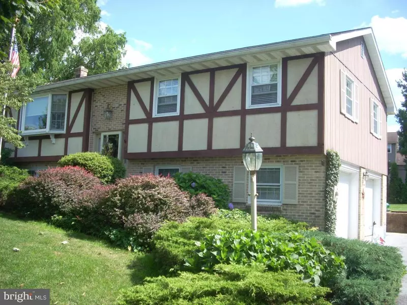 24 OCOLA DR, Paradise, PA 17562