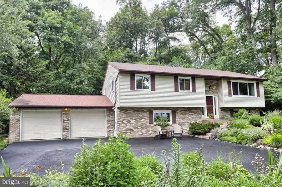 384 GRACE RIDGE DR, Lancaster, PA 17601