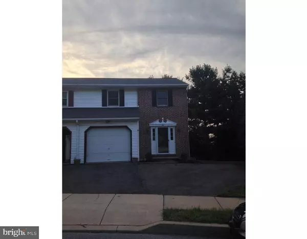 140 LINDA TER, Ephrata, PA 17522