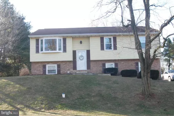 Elizabethtown, PA 17022,126 OAK DR