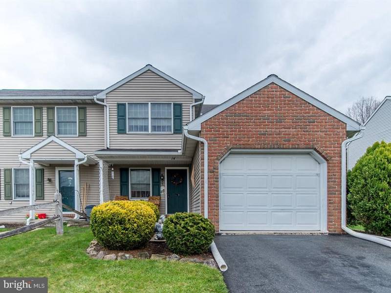 14 PARKVIEW DR, Reinholds, PA 17569