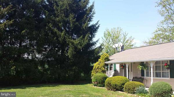 Abbottstown, PA 17301,165 MEADOW LN