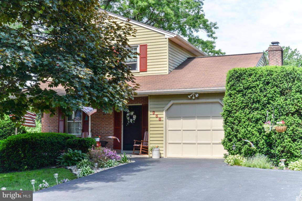 968 RAYMEE DR, Lancaster, PA 17601