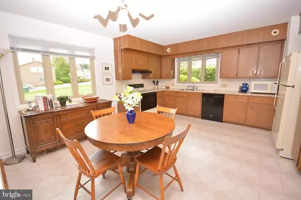 Akron, PA 17501,15 FULTON ST