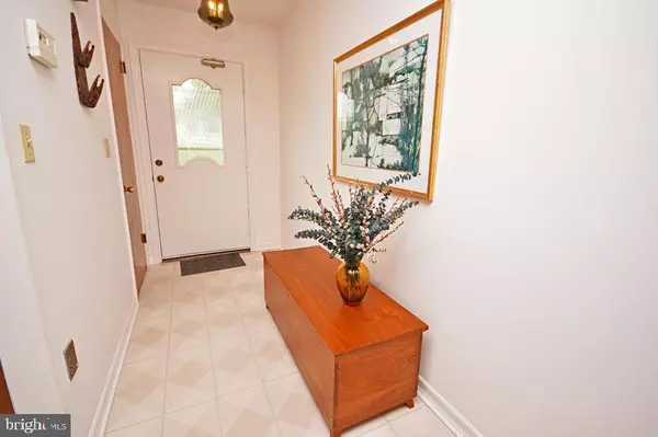 Akron, PA 17501,15 FULTON ST