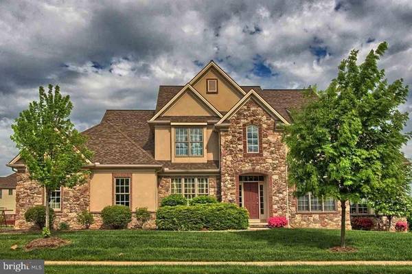 700 HIGHLANDS PATH, York Twp, PA 17402