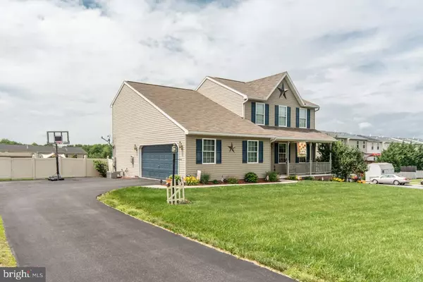 York, PA 17408,2805 BUTTERNUT LN