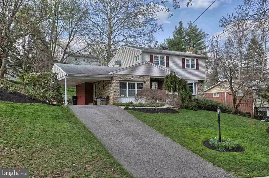 148 YELLOW BREECHES DR, Camp Hill, PA 17011