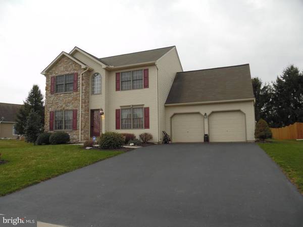 1 LANTERN LN, Palmyra, PA 17078