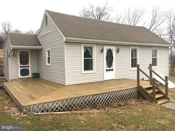 636 TRAIL RD N, Elizabethtown, PA 17022