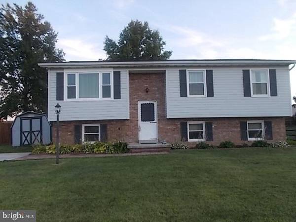 31 ALLEN DR, Hanover, PA 17331