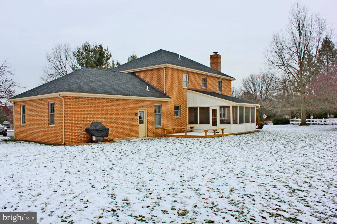Lancaster, PA 17601,962 MILL MAR RD