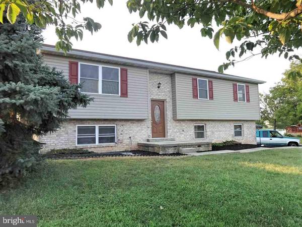 66 FUHRMAN MILL RD, Hanover, PA 17331