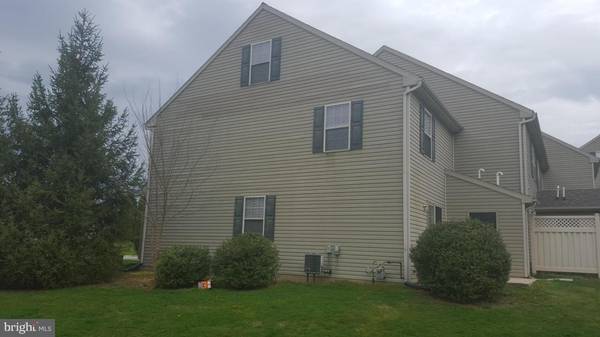 Mount Joy, PA 17552,32 TIA CIR