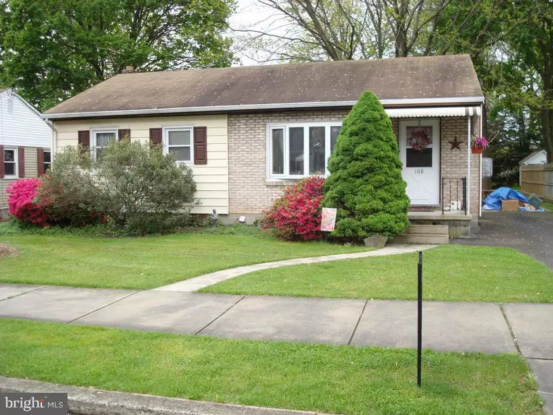 108 S FULTON ST, Manheim, PA 17545