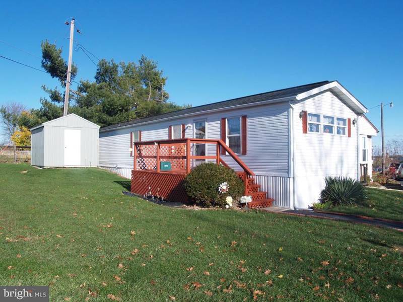 1963 SHEAFFER RD, Elizabethtown, PA 17022