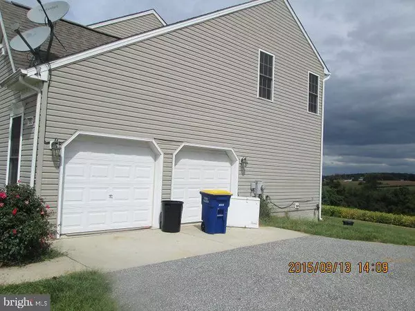 Seven Valleys, PA 17360,7603 GRAND LAKE DR