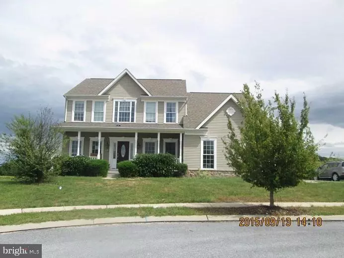 7603 GRAND LAKE DR, Seven Valleys, PA 17360