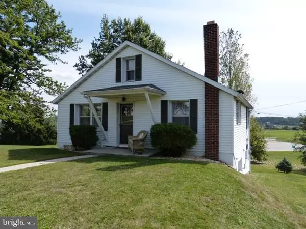 532 E LANCASTER ST, Red Lion, PA 17356