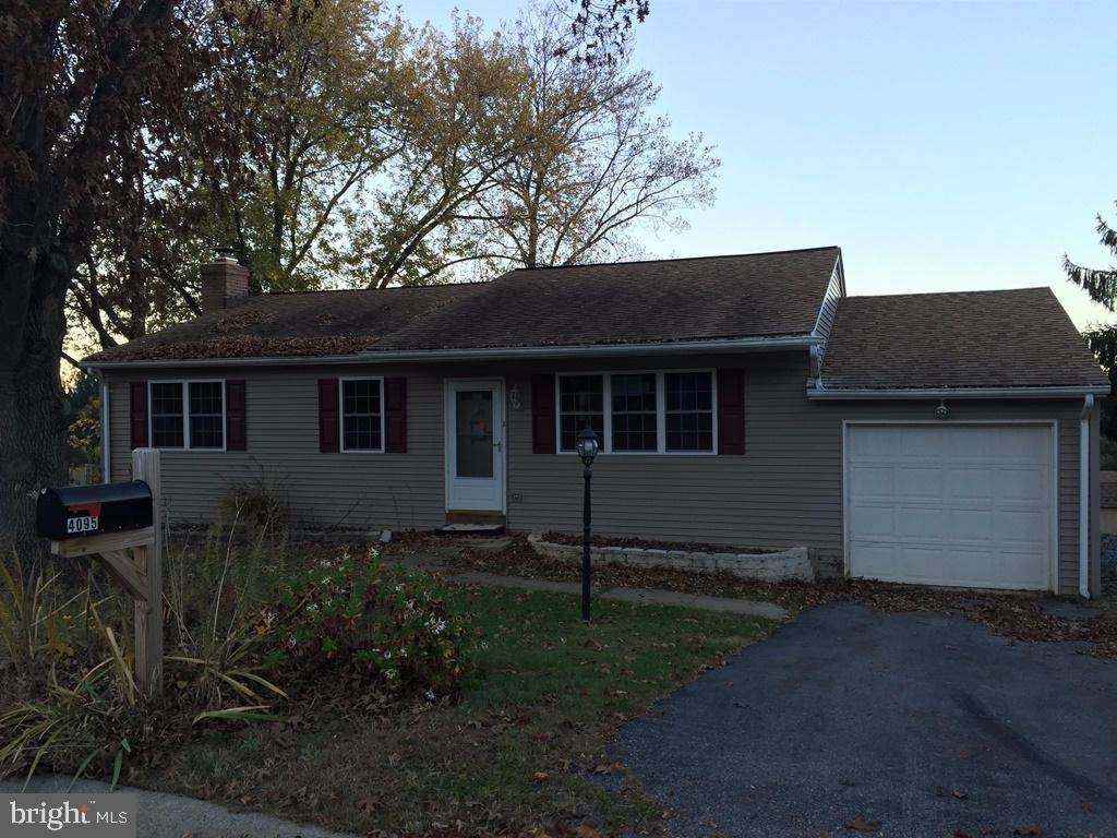 4095 FORREST RD, Mount Joy, PA 17552