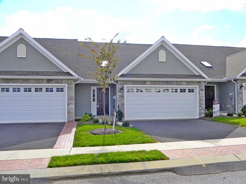 1368 WORTHINGTON DR #144, Mount Joy, PA 17552