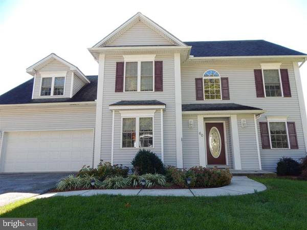 60 OAK DR, Mt Wolf, PA 17347