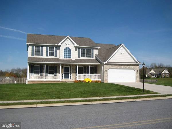 56 LOTTIE LN, New Oxford, PA 17350