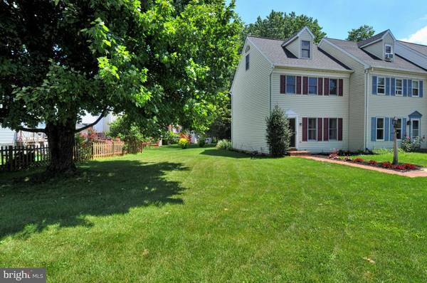 339 CARDINAL RD, Lititz, PA 17543