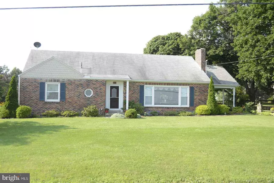 132 SHORBS HILL RD, Hanover, PA 17331