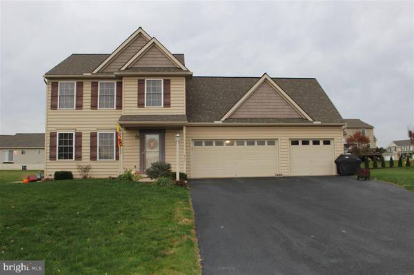 370 TORREY PNES, Mt Wolf, PA 17347