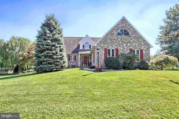 2744 CHESTNUT RUN RD, York Twp, PA 17402