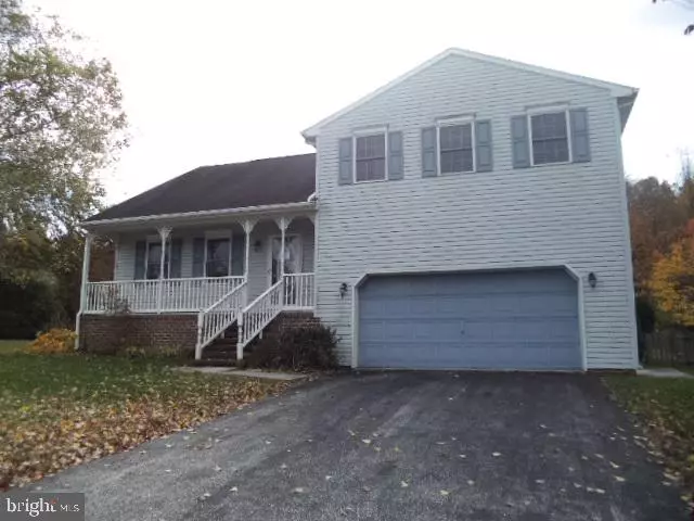 22 MAGNOLIA LN, Hanover, PA 17331