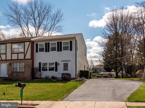 1519 MANOR BLVD, Lancaster, PA 17603