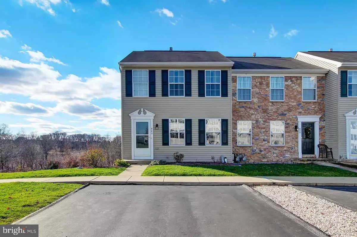 York, PA 17406,440 CHARLES CIR