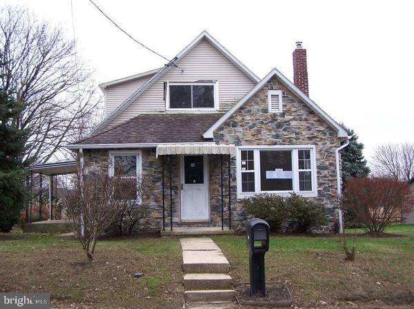 56 N MAIN ST, East Prospect, PA 17317