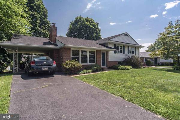 421 PARKSIDE RD, Camp Hill, PA 17011