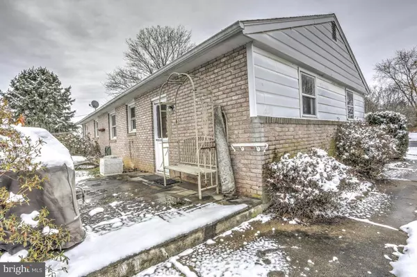 Lancaster, PA 17603,2726 SHERWOOD LN