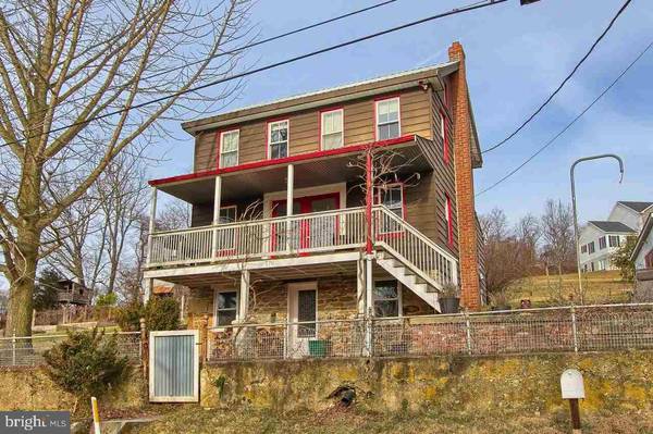 770 S FRANKLIN ST, Red Lion, PA 17356