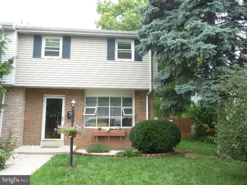 Palmyra, PA 17078,917 E OAK ST