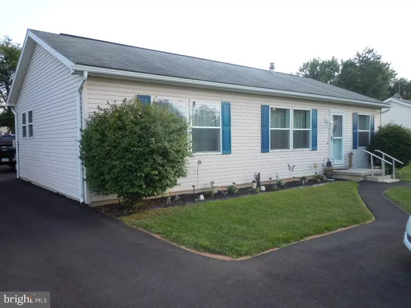 112 LYNMAR AVE, Palmyra, PA 17078