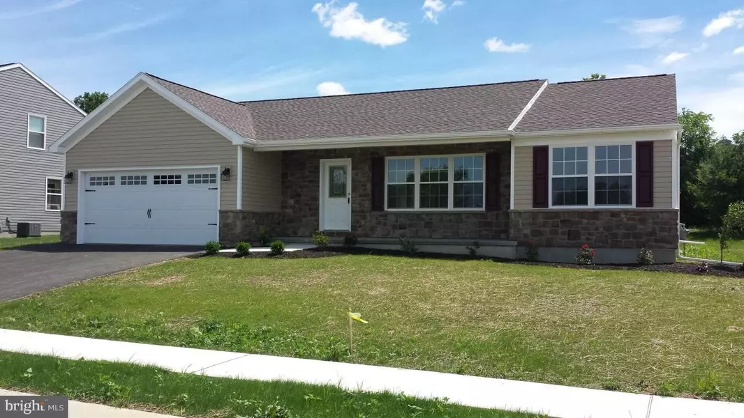 50 HORIZON DR, Fredericksburg, PA 17026